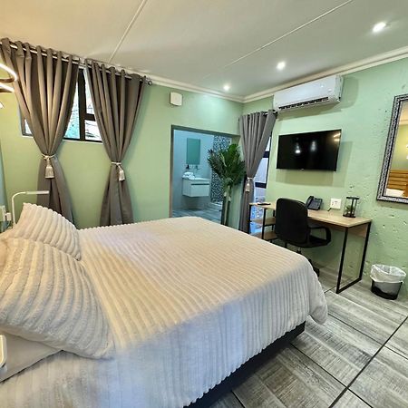 Echo Mountain Inn (Adults Only) 塔巴津比 外观 照片
